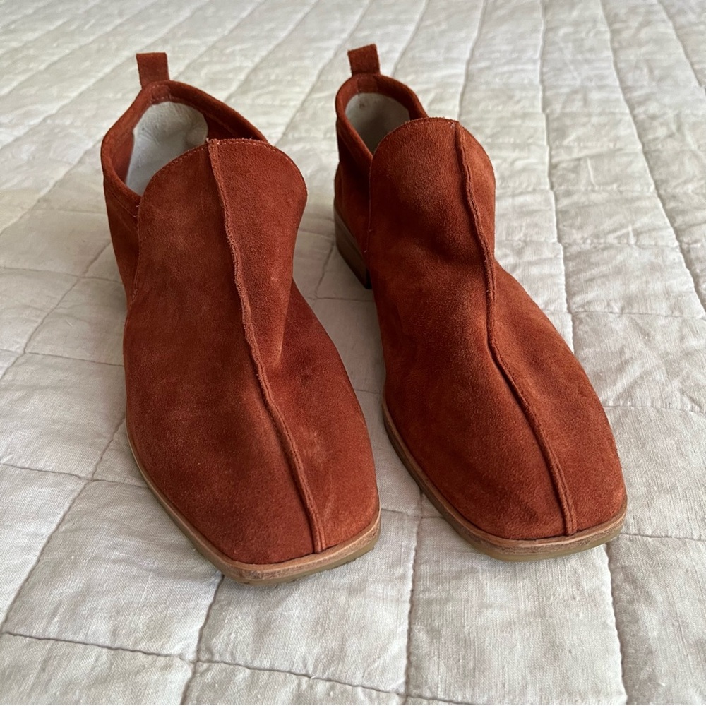 Bird of Flight Rust Suede Shoes